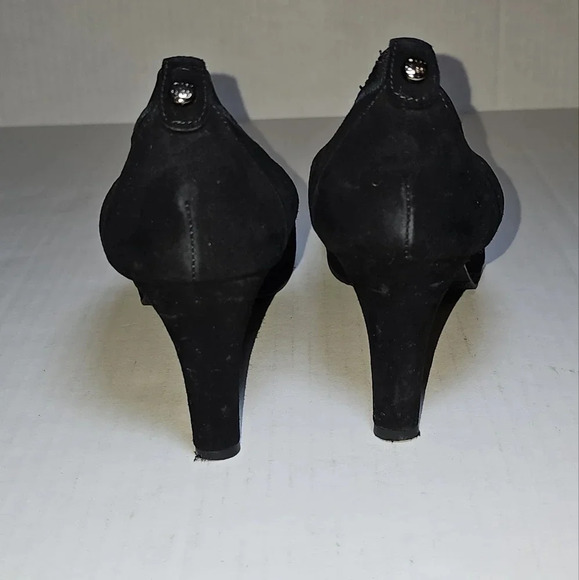 Stuart Weitzman Black Suede Grosgrain Trim Pumps - Picture 7 of 11